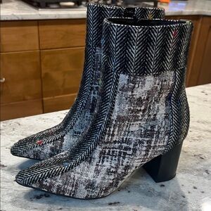 Coconuts by Matisse Black and White Women's Ankle Boots